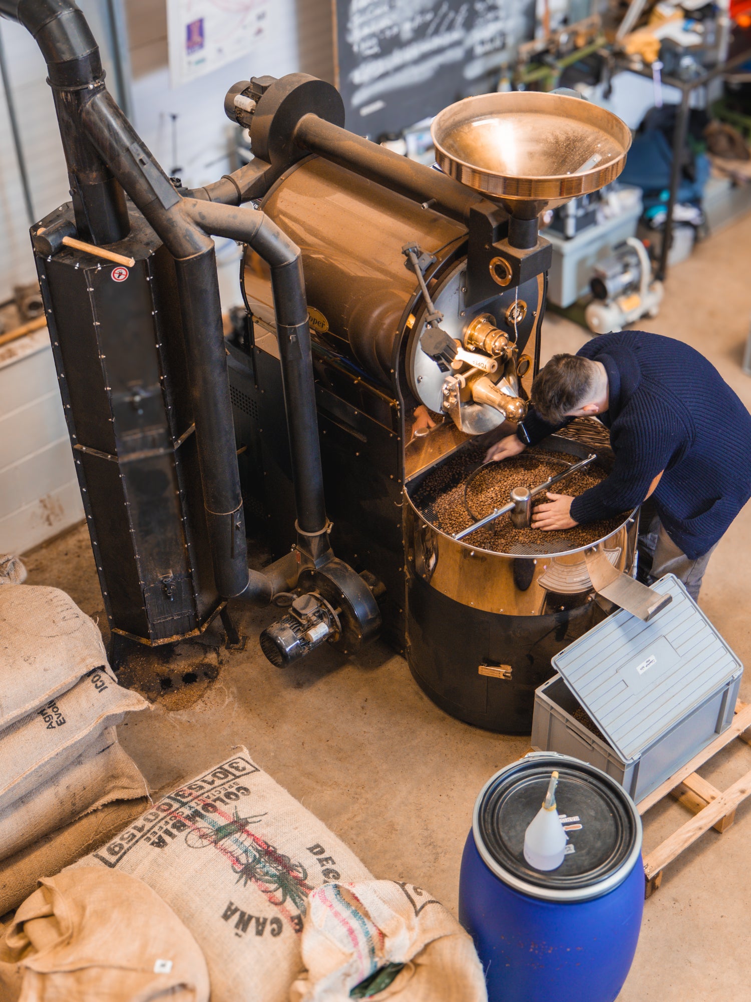 Roasting specialty coffee